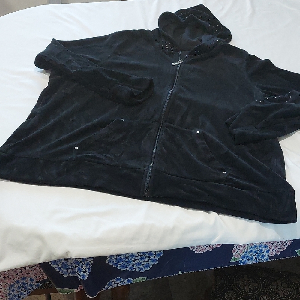 AVE Leisure Velour Black Zip-Up Hoodie With Rhinestones .Size 22 /24 .